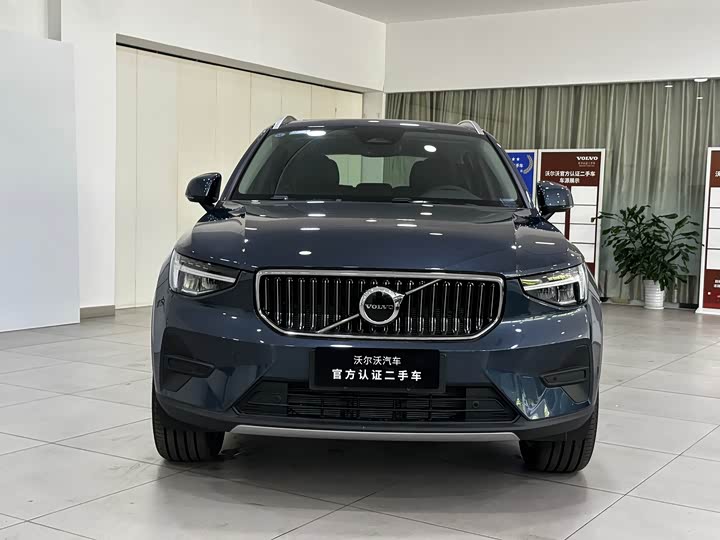 2026 Volvo XC40