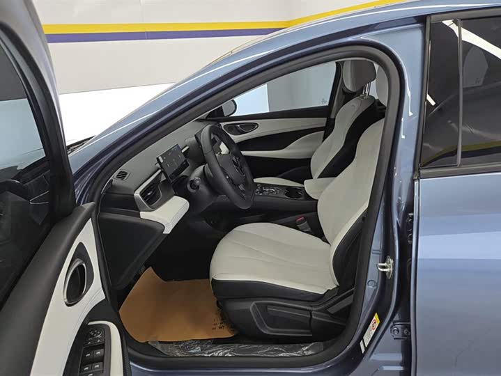 Фото 9 - BYD Seal 05 DM-i Hybrid