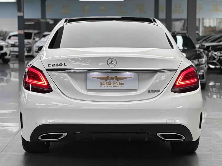 Фото 4 - Mercedes-Benz C-Class