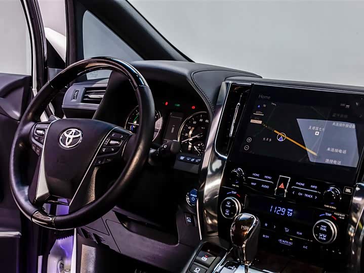 Toyota Alphard 2021 2021款 双擎 2.5L 尊贵版