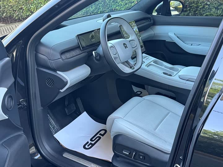 Фото 4 - Nio ES6