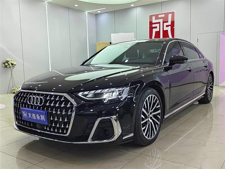 Zdjęcie 1 - Audi A8