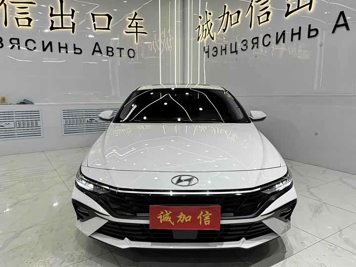 Фото 2 - Hyundai Elantra N line