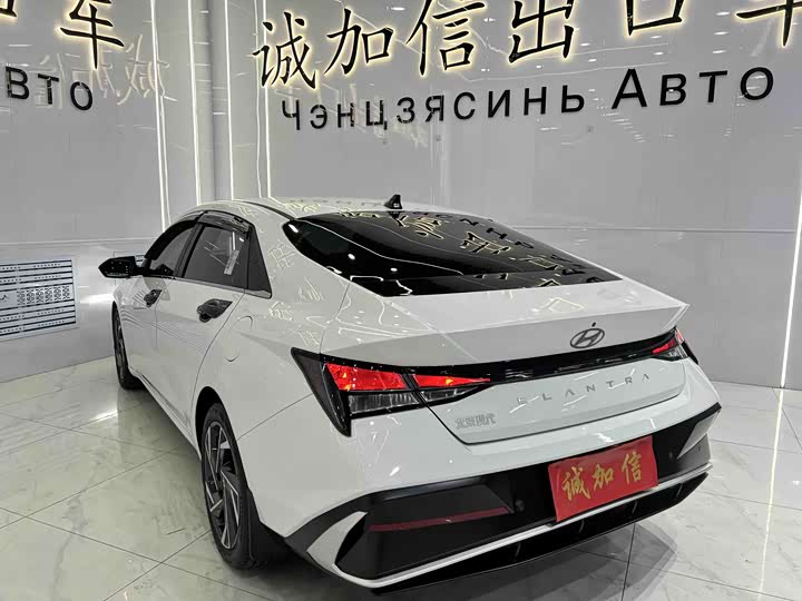 Фото 6 - Hyundai Elantra N line