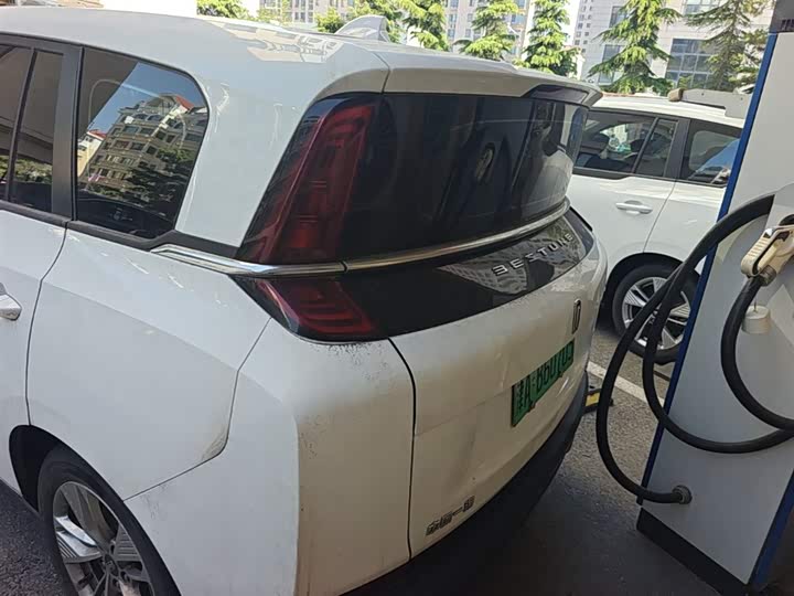 Bestune NAT 2024 2024款 PRO 嘉享版 425km