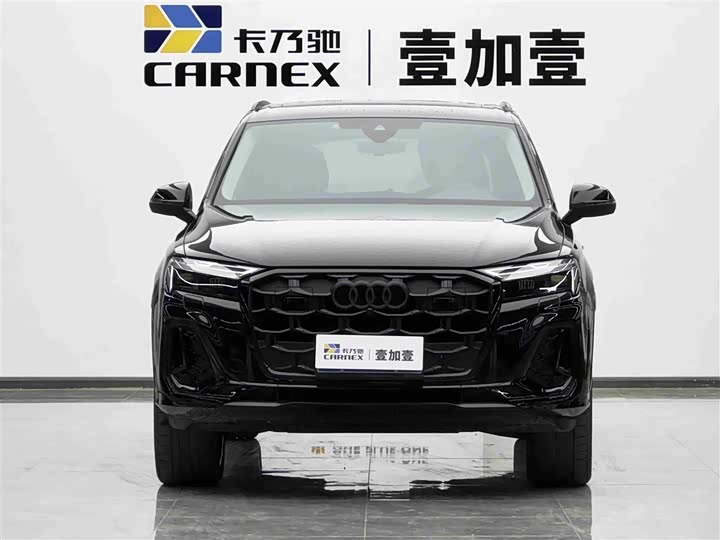 Фото 2 - Audi Q7