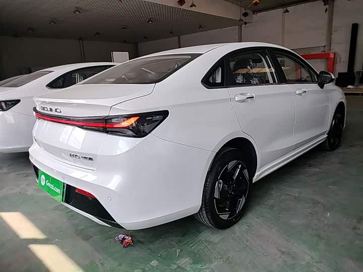 Beijing EU5 Plus 2023 2023款 R600 优享版