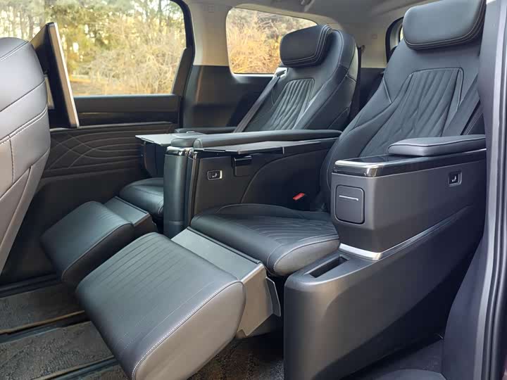 2023 Maxus G90