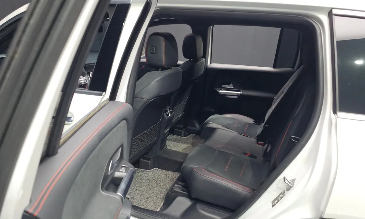 Mercedes-Benz GLB-Class 2020 GLB250 4MATIC