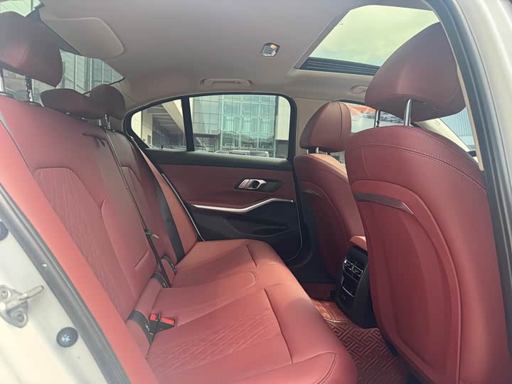 Фото 5 - BMW 3 Series