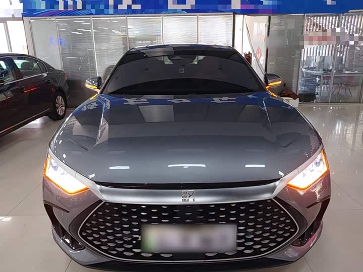 Фото 3 - BYD Han