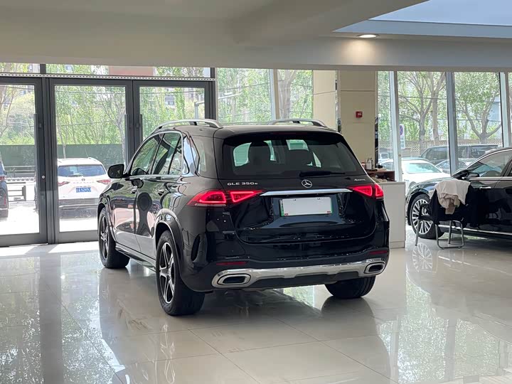 Фото 4 - Mercedes-Benz GLE-Class Hybrid
