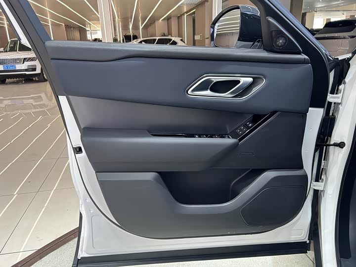 Land Rover Range Rover Velar 2026 2026款 250PS S