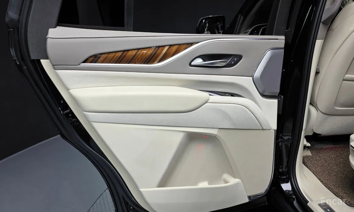 Cadillac Escalade 2021 6.2