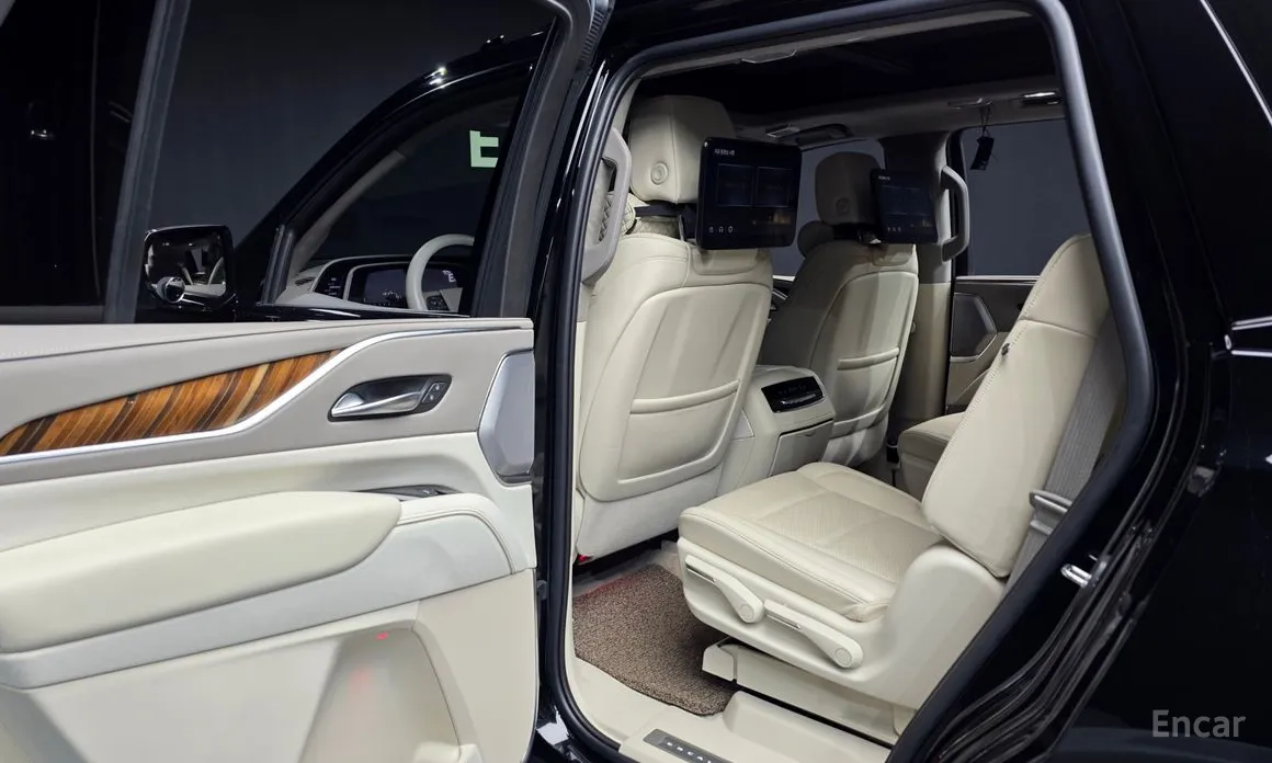 Cadillac Escalade 2021 6.2