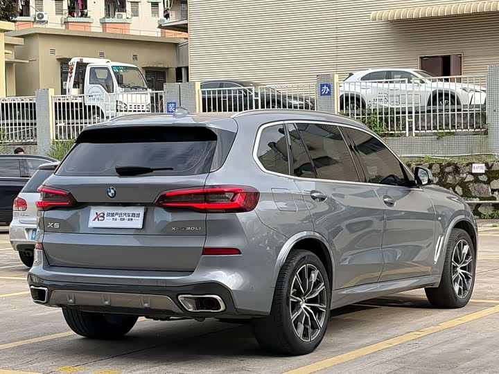 Фото 6 - BMW X5