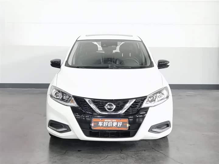 Zdjęcie 3 - Nissan Tiida