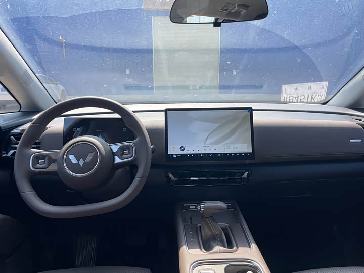 Фото 8 - Wuling Starlight 730