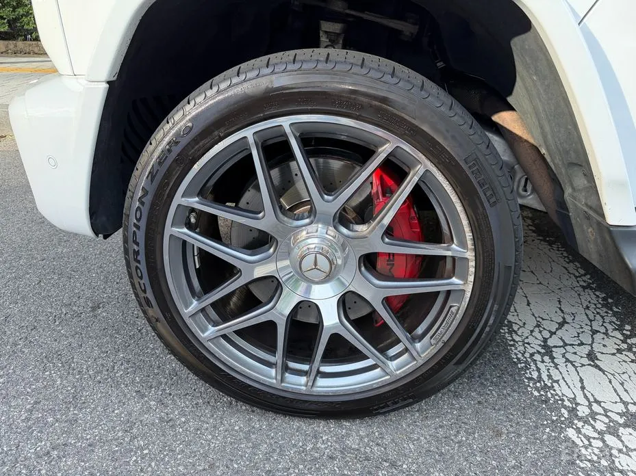 Mercedes-Benz G-Class 2019 AMG G63 Manufaktur