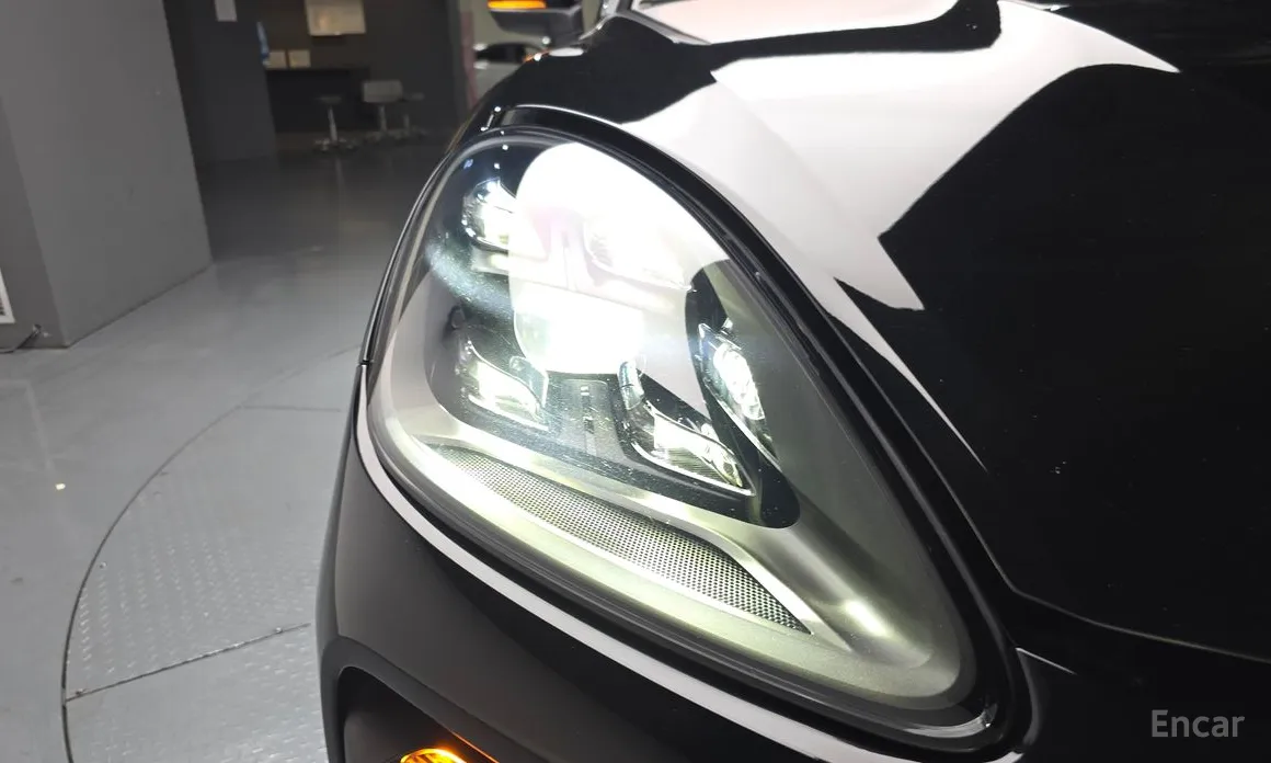 Porsche Cayenne 2019 3.0 E-HYBRID COUPE PLATINUM EDITION