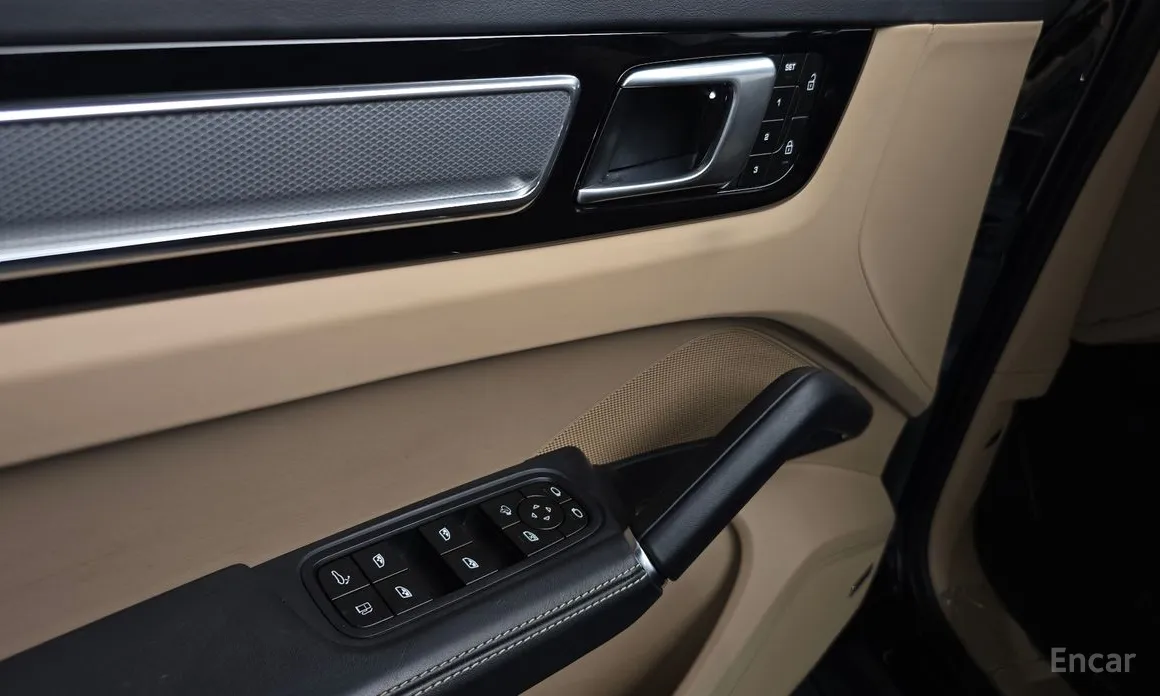 Porsche Cayenne 2019 3.0 E-HYBRID COUPE PLATINUM EDITION