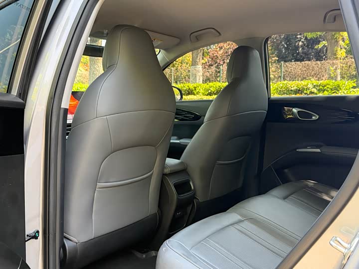 Zdjęcie 7 - Geely Galaxy Geome