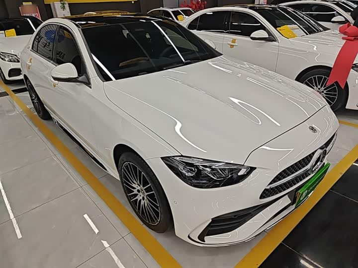 Photo 4 - Mercedes-Benz C-Class