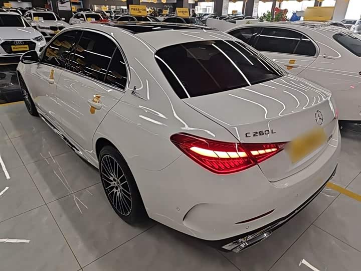Photo 5 - Mercedes-Benz C-Class