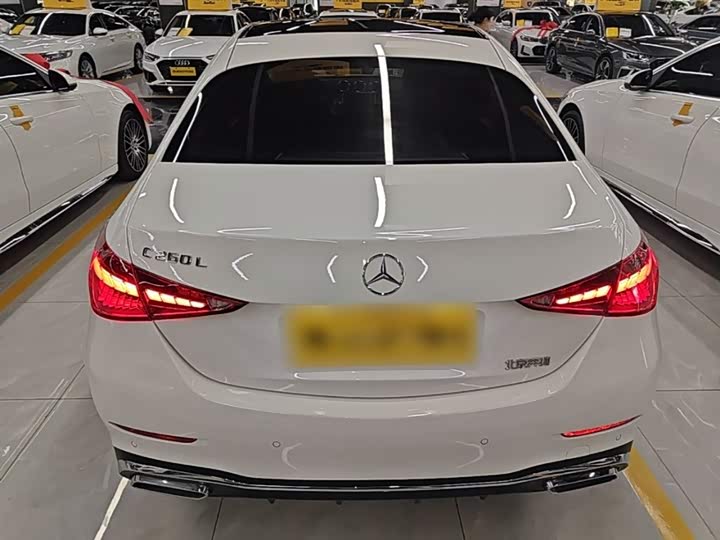 Photo 6 - Mercedes-Benz C-Class