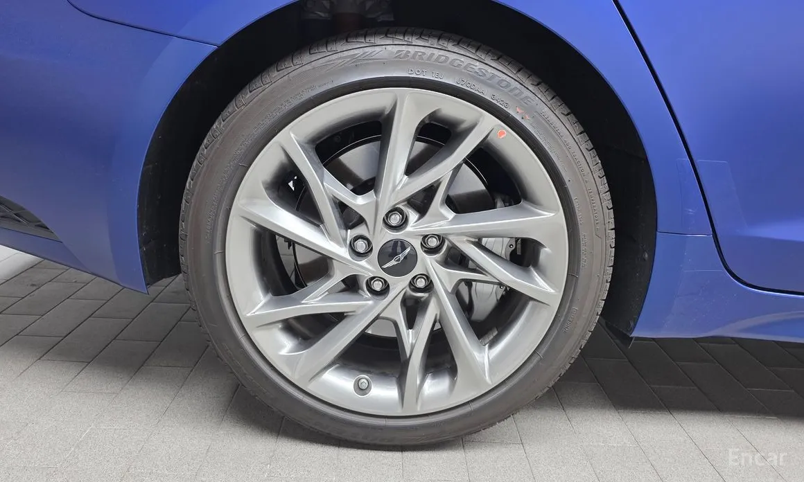 Genesis G70 2020 Gasoline 2.5T 4WD