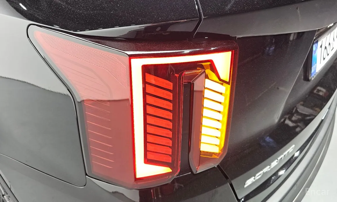 Фото 23 - Kia Sorento