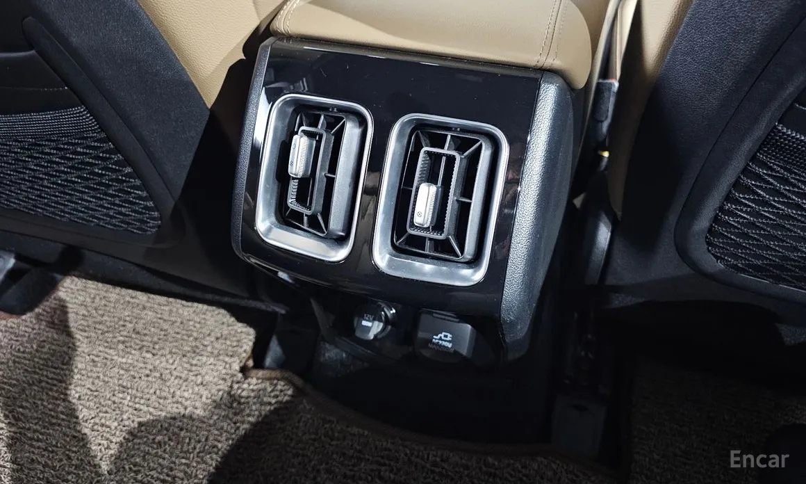 Фото 31 - Kia Sorento
