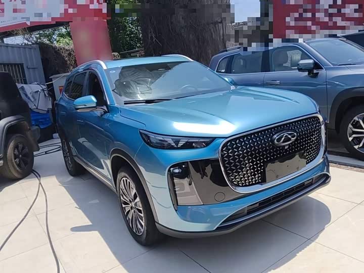 2025 Chery Tiggo 8 Plus C-DM