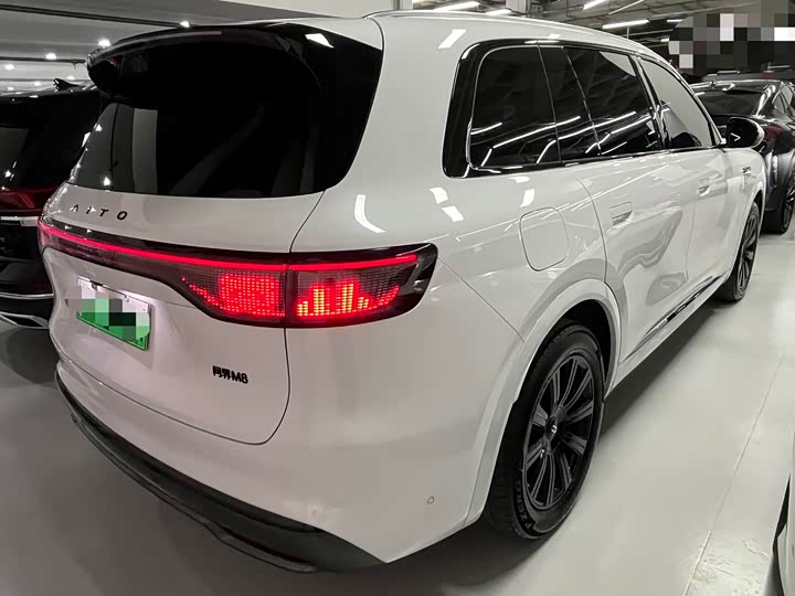 Aito M8 2025 2025款 增程 Max+版 53.4kWh 6座版 (192线激光雷达）