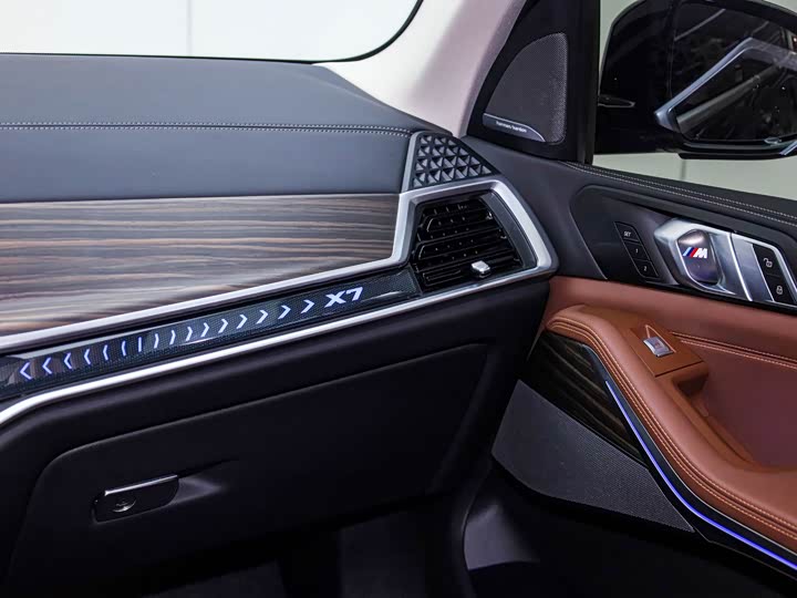 BMW X7 2024 2024款 xDrive40i 领先型豪华套装