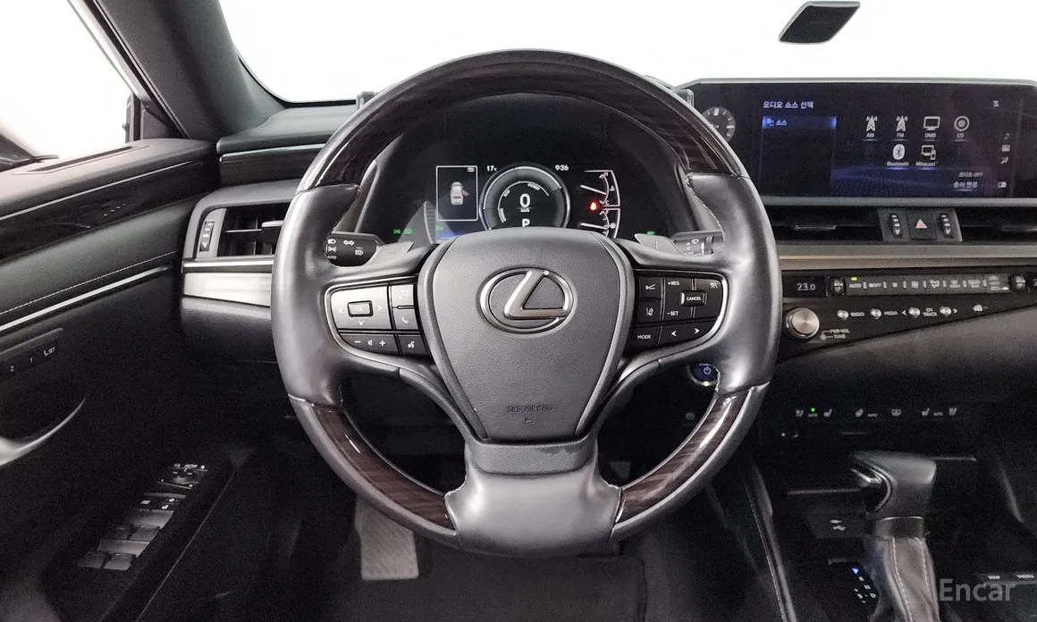 Lexus ES 2018 Luxury