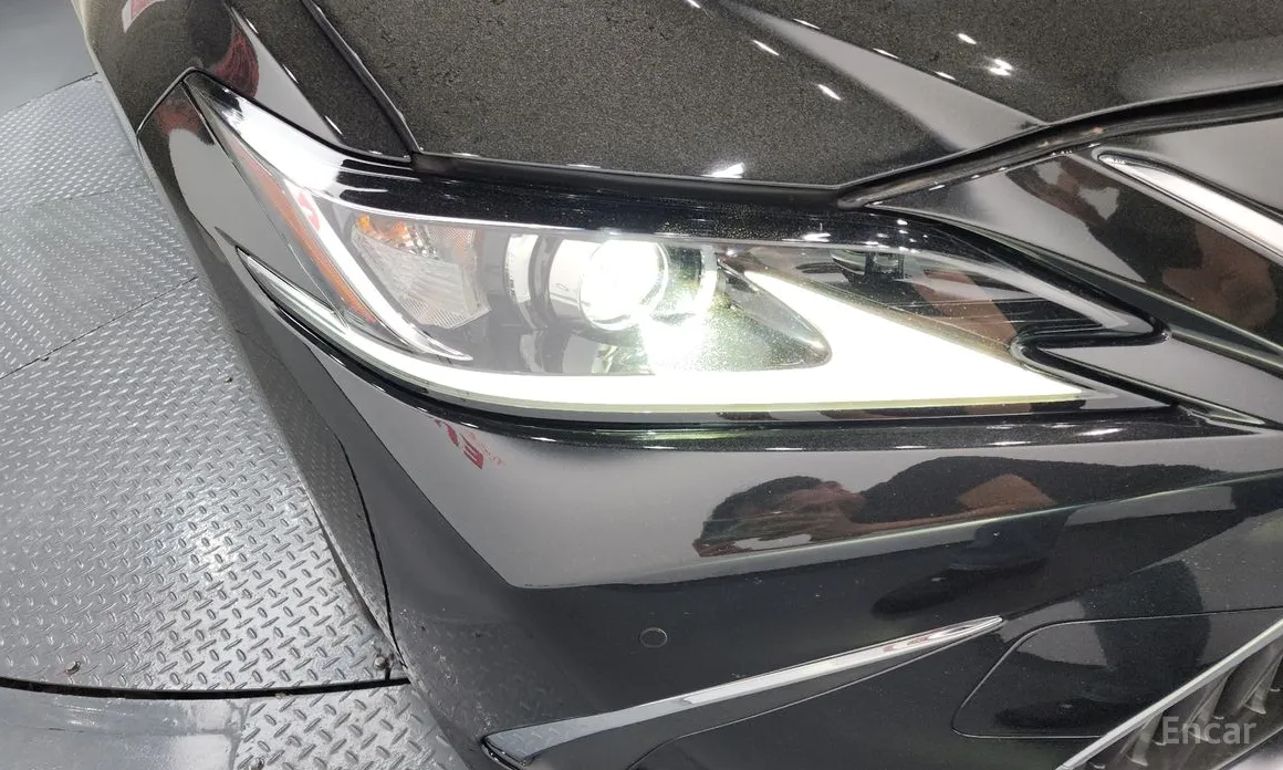 Lexus ES 2018 Luxury