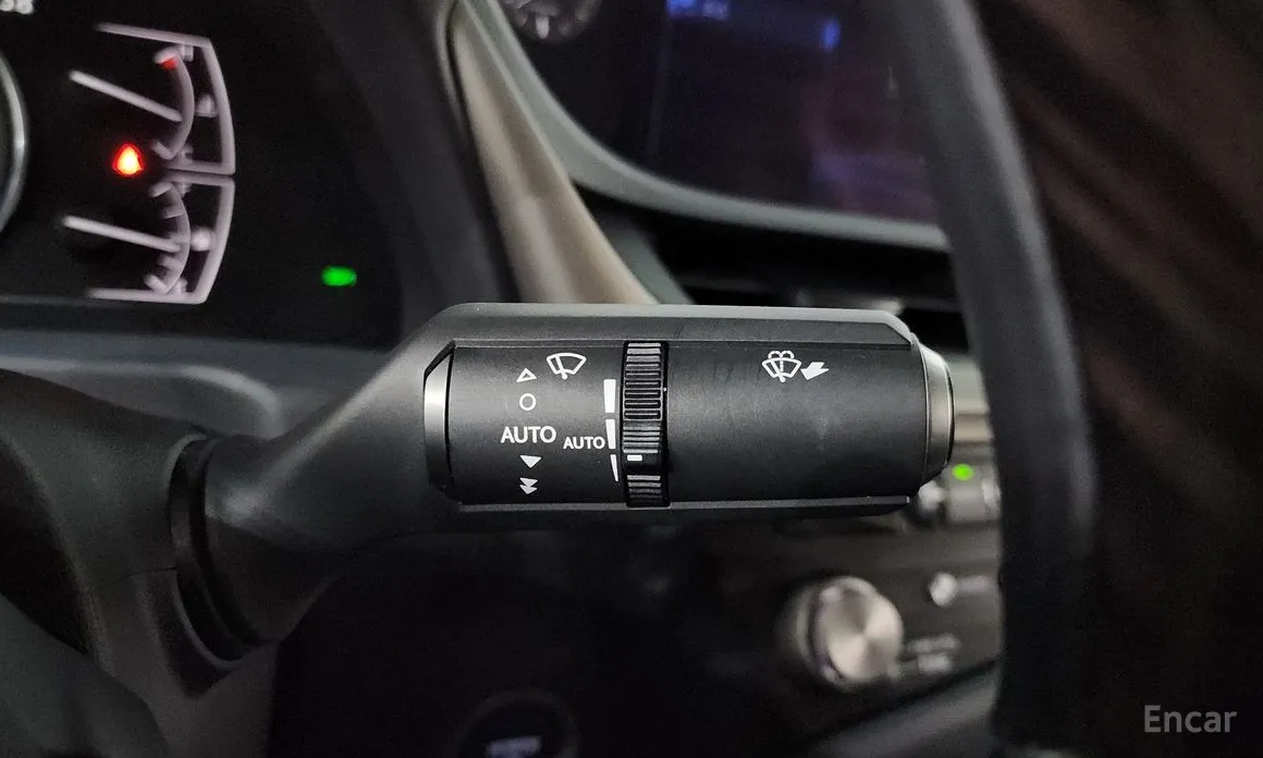 Lexus ES 2018 Luxury
