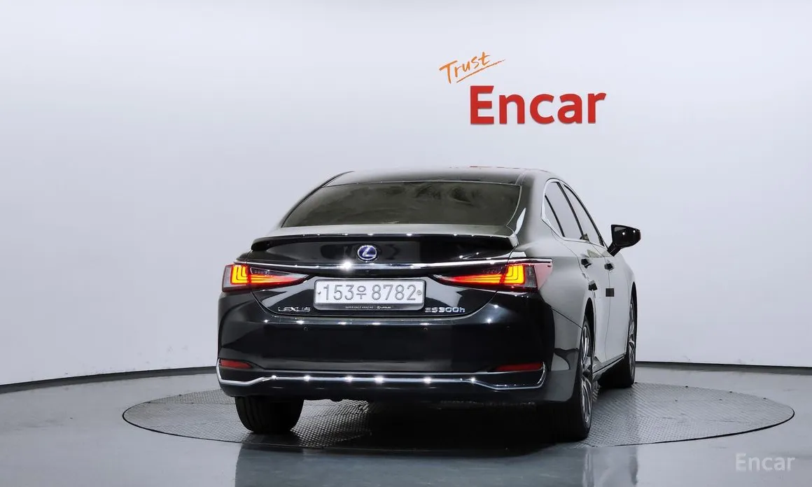 Lexus ES 2018 Luxury