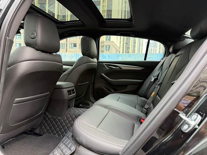 Cadillac CT5 2025 2025款 28T 城市运动版