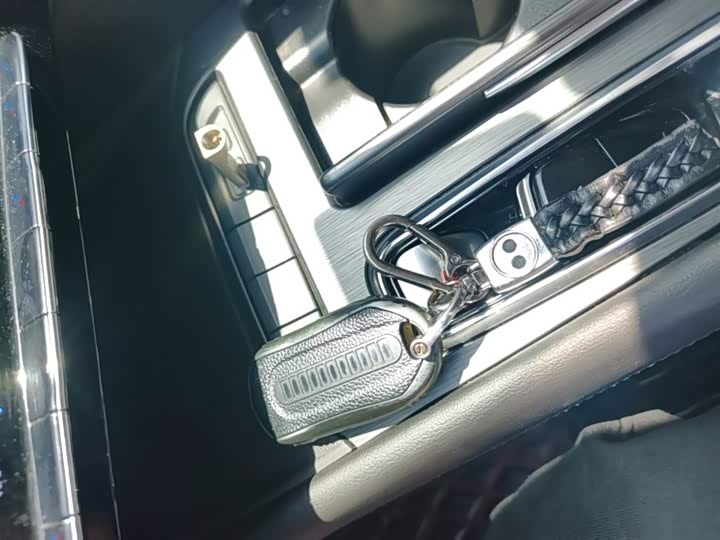 Buick Enclave 2022 2022款 652T 四驱尊贵型 7座