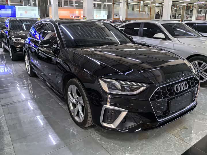 Audi A4 2021 2021款 Avant 先锋派 40 TFSI 时尚动感型