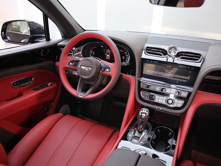 Bentley Bentayga 2024 2024款 4.0T V8 长轴距版