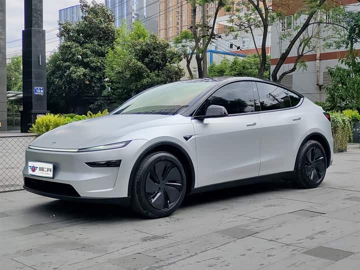 Tesla Model Y 2026 2026款 后轮驱动版