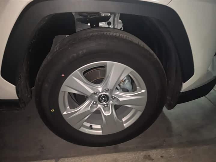 Toyota RAV4 2024 2024款 2.0L CVT两驱都市版