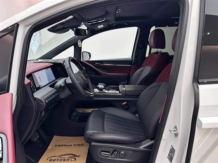Фото 8 - GAC Trumpchi M8