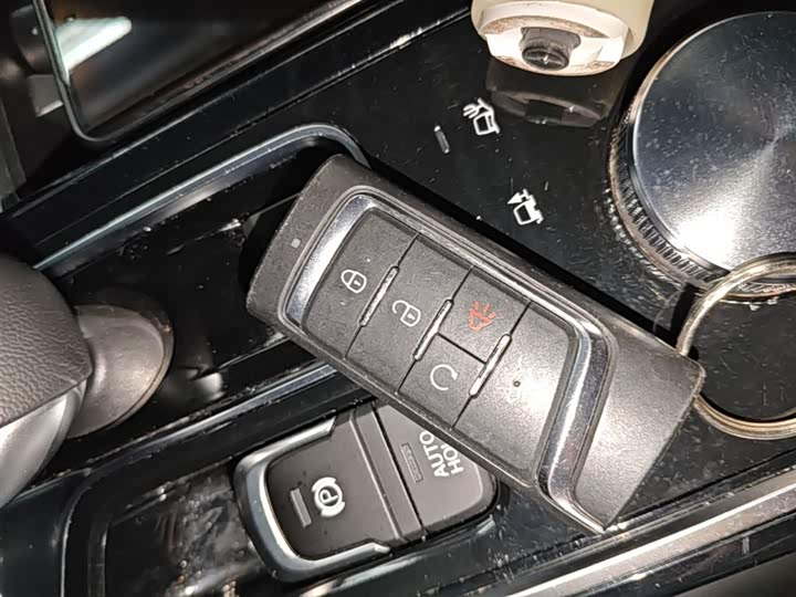 GAC Trumpchi GS8 2020 2020款 390T 四驱豪华智联纪念版（七座）