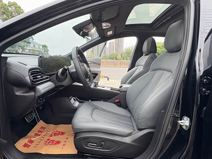 GAC Trumpchi Empow R 2025 2025款 270T DCT 影豹R-Style劲享版