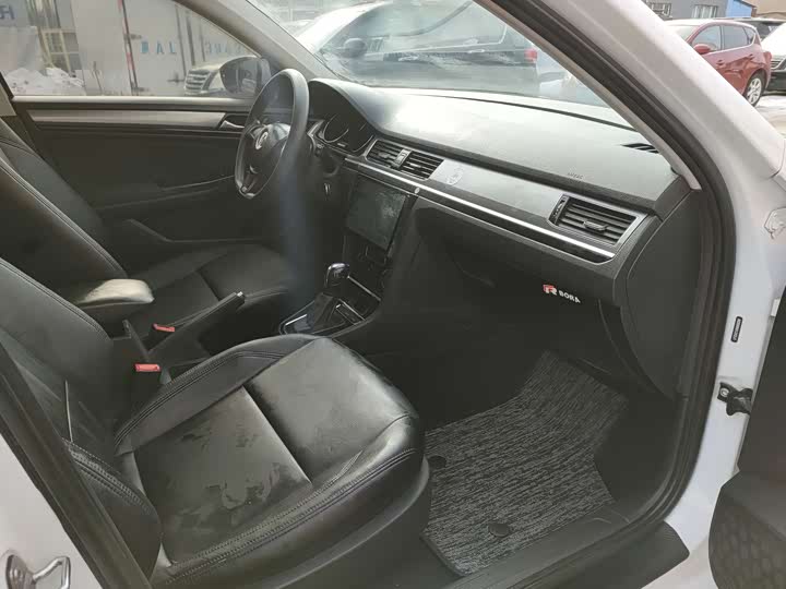 Volkswagen Bora 2019 2019款 宝来·传奇 1.5L 自动时尚型 国V