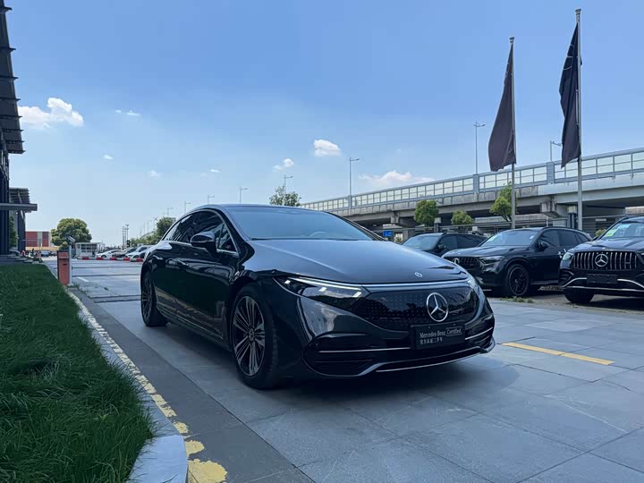2023 Mercedes-Benz EQS